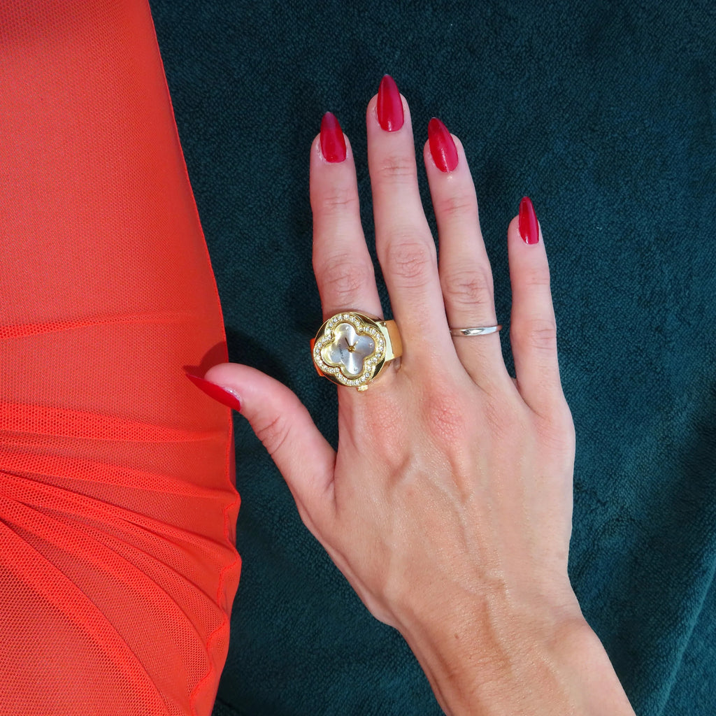 CLOVER | ALTIN BEYAZ